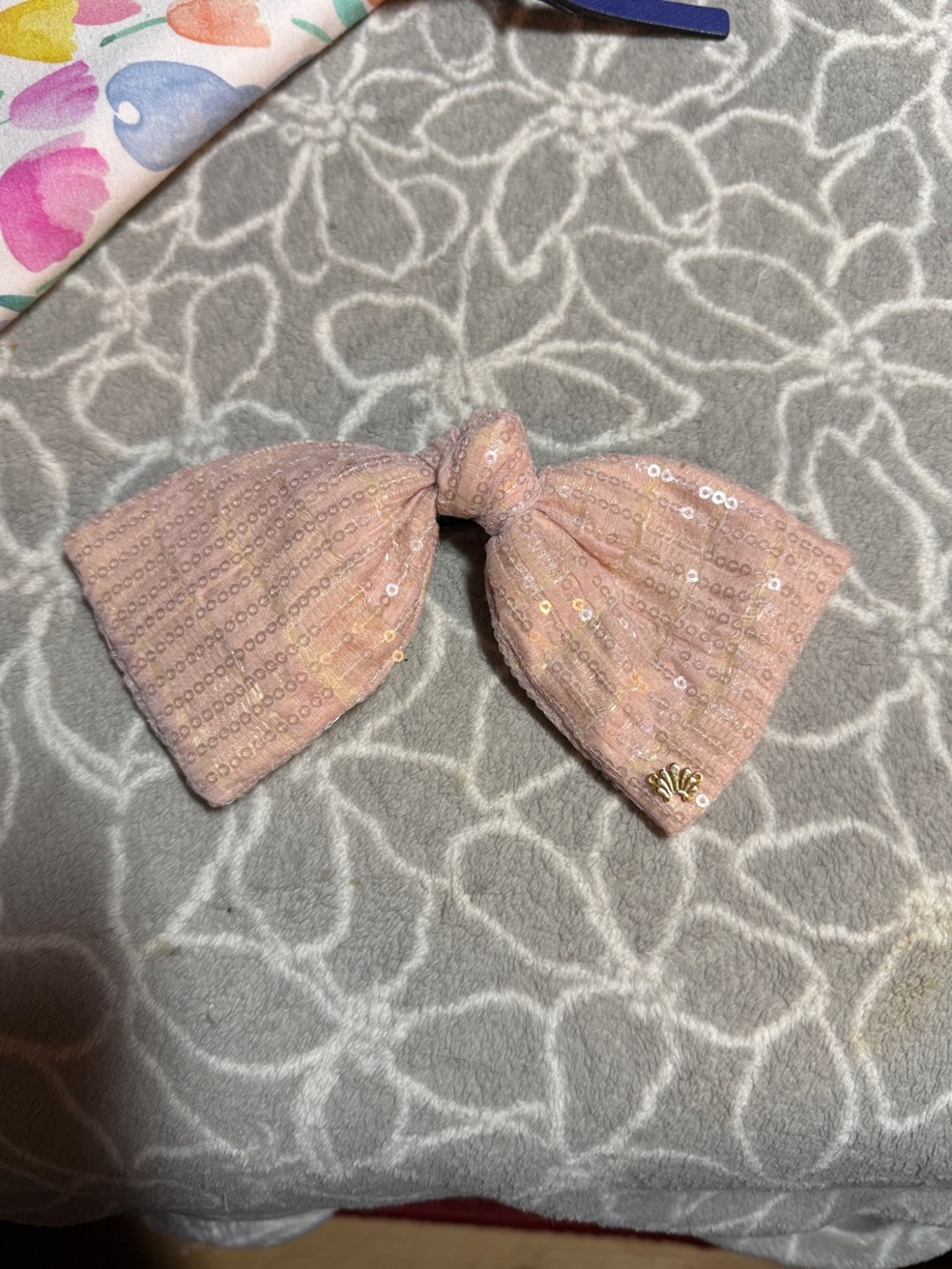 Lele Sadoughi Pink Sequin Bow Hair Clip